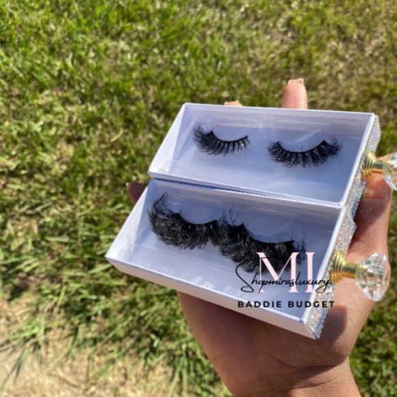 Mink lashes - Picture 1 of 3